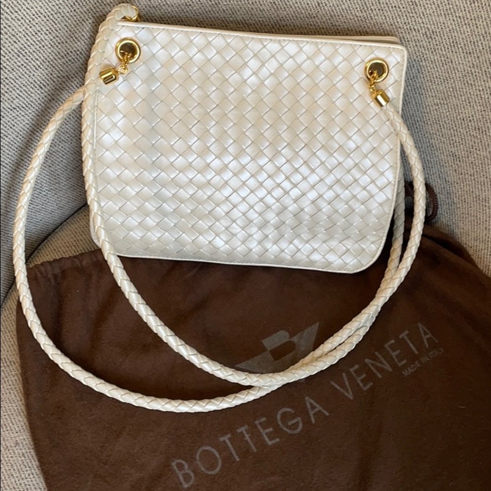 Vintage Bottega Veneta Intrecciato Shoulder Bag